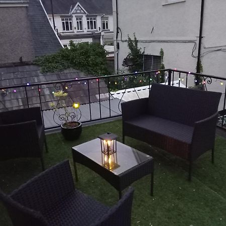 Large 2 Bed Holiday Let In Central Ystradgynlais Eksteriør bilde
