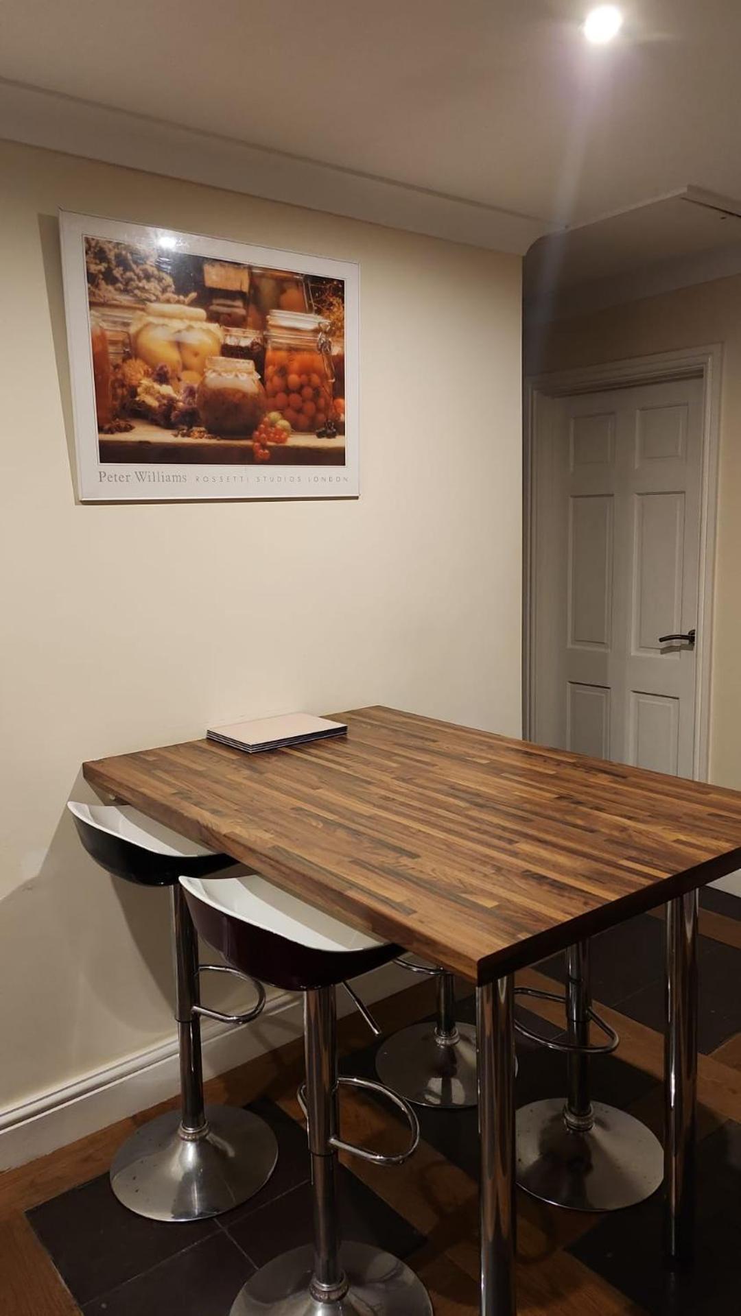 Large 2 Bed Holiday Let In Central Ystradgynlais Eksteriør bilde